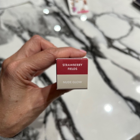 Wander On-the-Glow Blush and Illuminator - Nude & Strawberry Fields - NIB - Picture 6 of 10